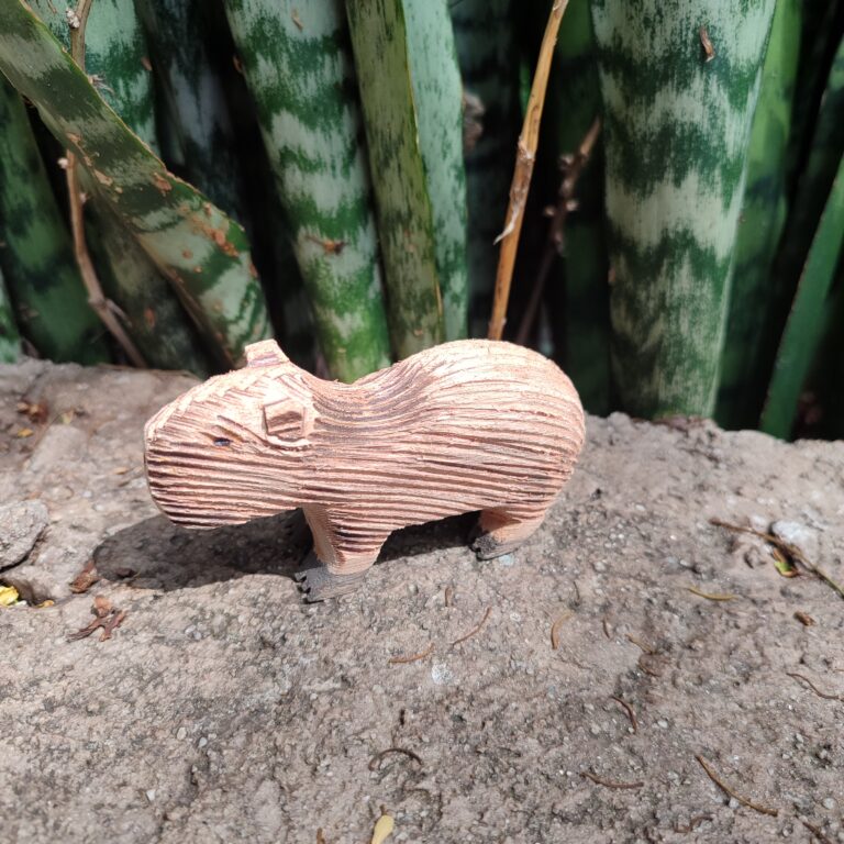 Entalhe Bichos do Pantanal - Capivara - Povo Terena