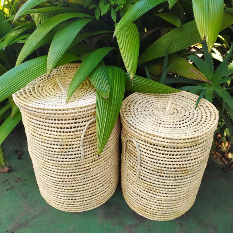 Roupeiro com Tampa - Palha de Ouricuri