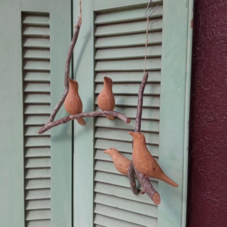 Móbile Pássaro Duplo - Madeira Umburana