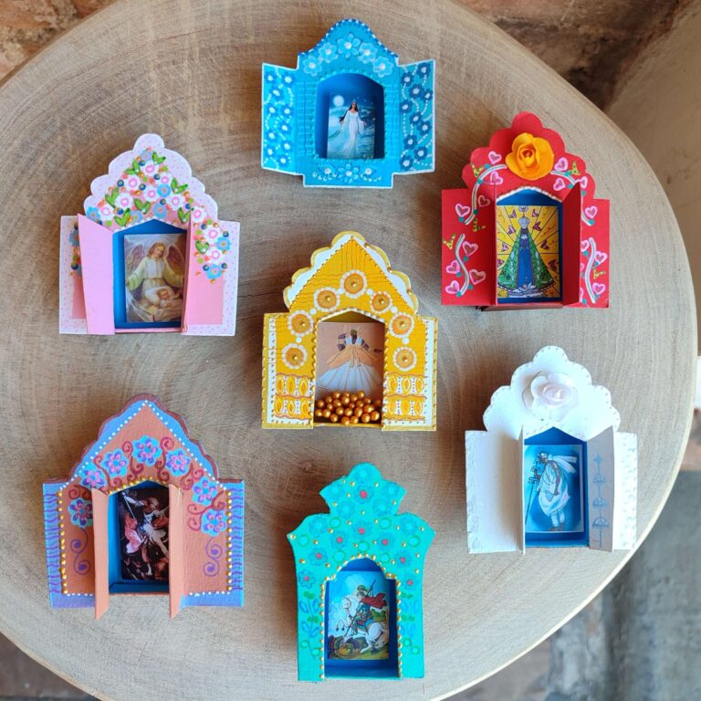 Ímã Mini Oratório - Santos e Orixás