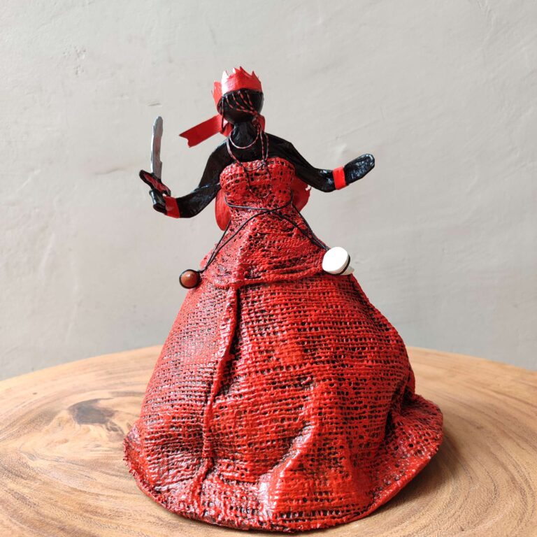 Orixá Iansã - Papel Machê