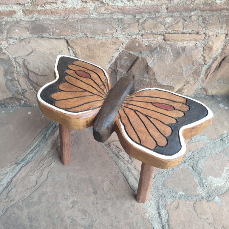 Banco Borboleta - Mestre Gilson