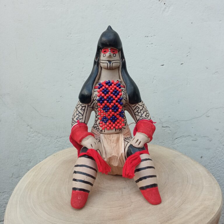 Boneca Cerâmica G - Povo Karajá