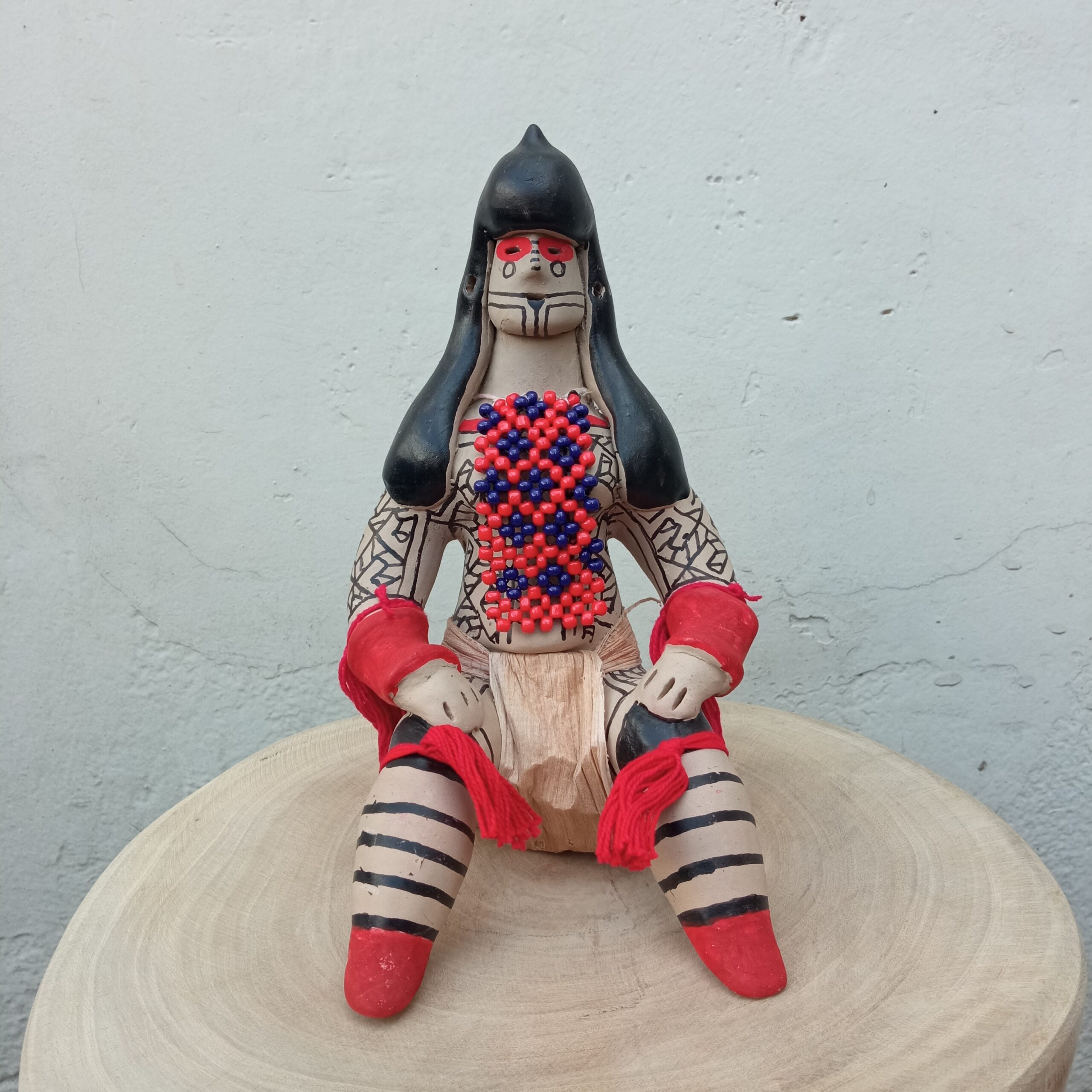 Boneca Cerâmica G - Povo Karajá