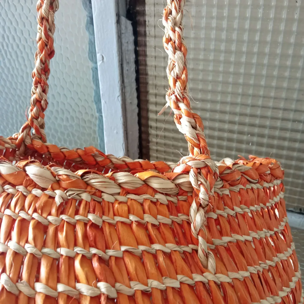 Cesta Cofo com Alça - Palha de Carnaúba - Laranja - Imagem 3