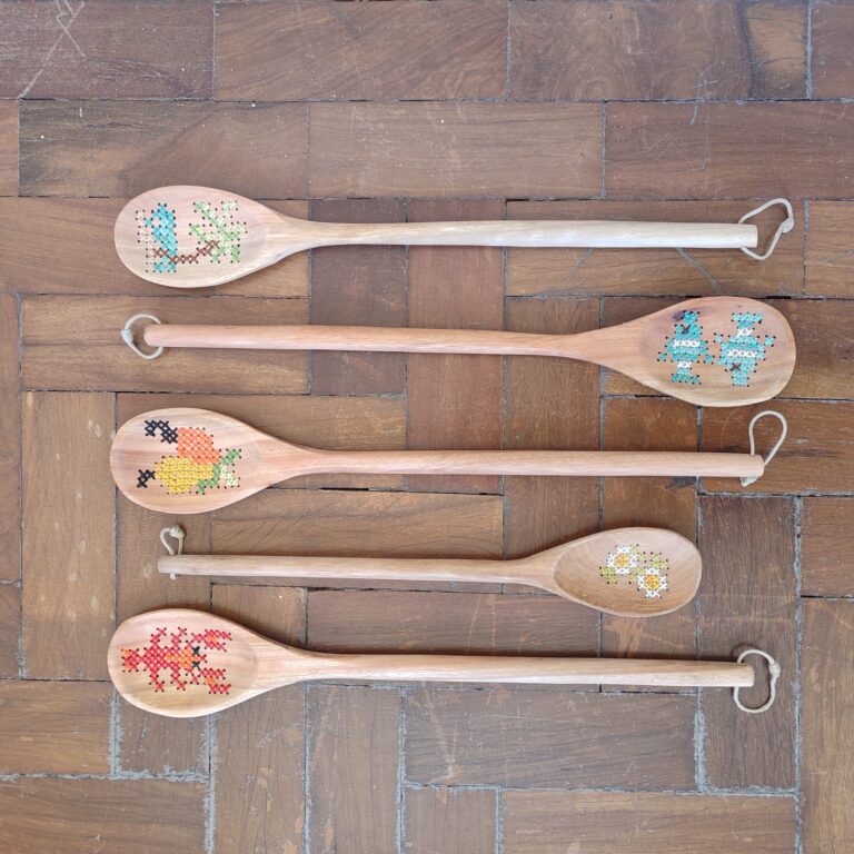 Colher de Pau Decorada