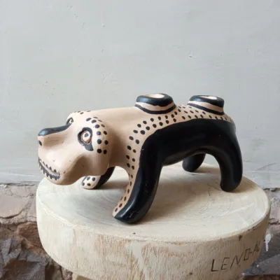 Escultura Cerâmica Bicho G - Povo Waurá