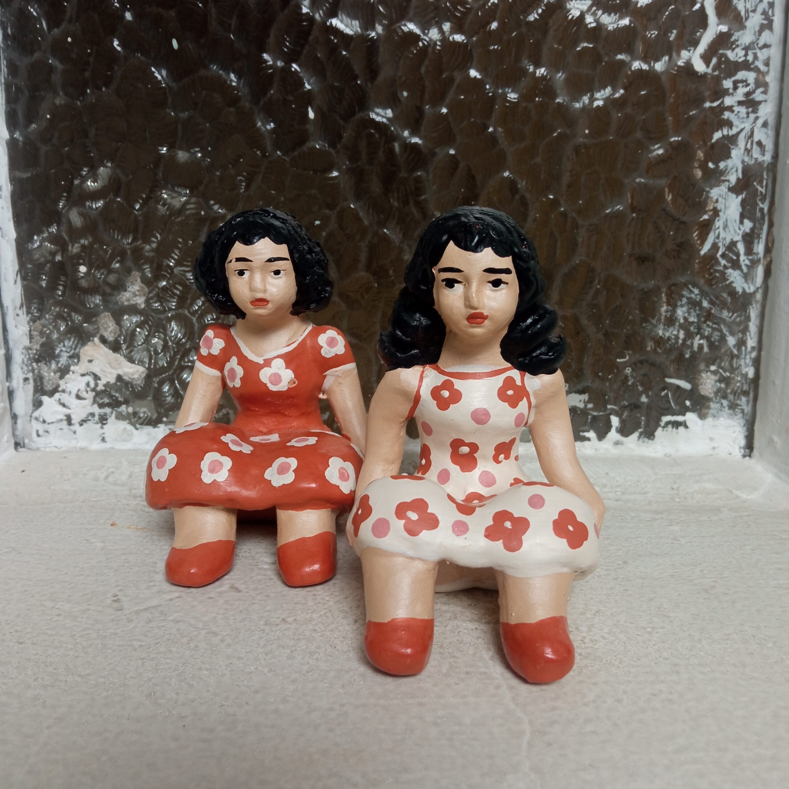 Boneca Sentada Cerâmica Coqueiro Campo - Vale do Jequitinhonha