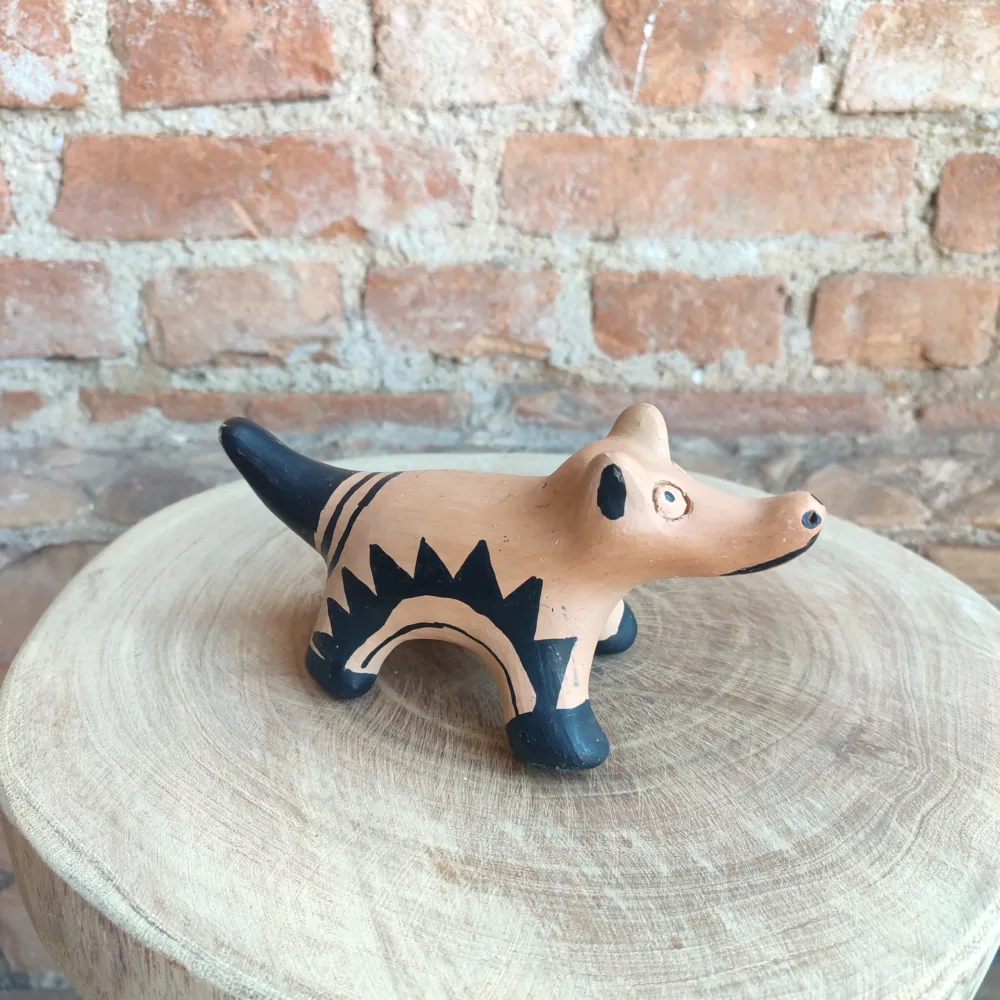 Escultura Cerâmica Bicho P - Povo Waurá - Imagem 2