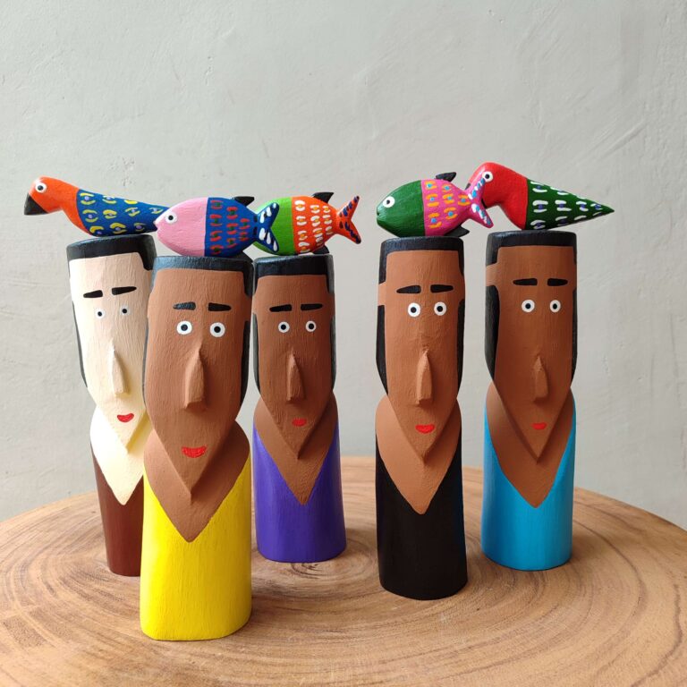 Totem Homem e Adorno G  - Tarciso