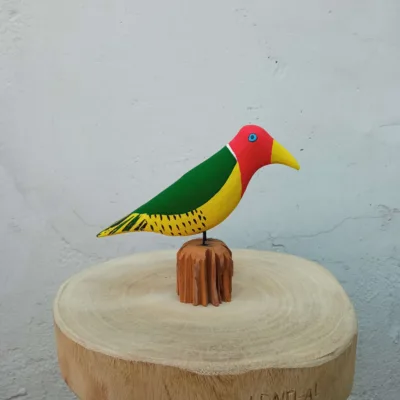 Entalhe Pássaro Colorido P - Genauro - IF
