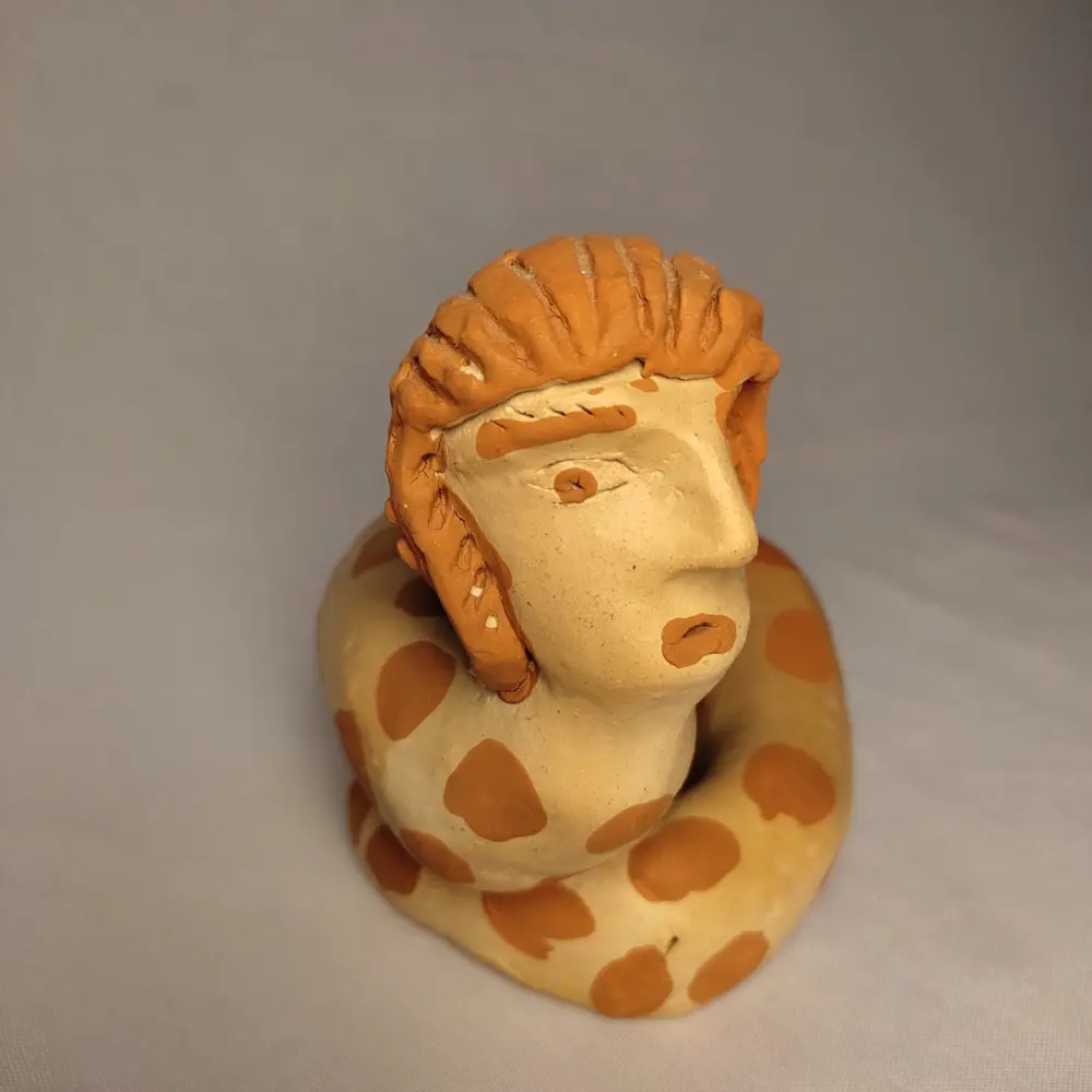 Escultura Cobra com Cabeça Humana - Elza - Imagem 2
